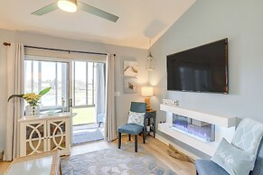 Boat Slip & Pool Access: Oak Harbor Haven!