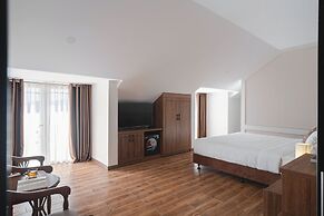 Dalat Roof Hotel