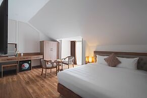 Dalat Roof Hotel