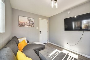 Near Old Town & Unm: Home in East Downtown