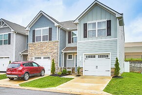 3 Mi to Dtwn Franklin: Family-friendly Townhouse