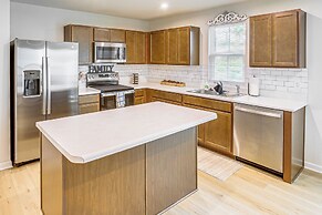 3 Mi to Dtwn Franklin: Family-friendly Townhouse