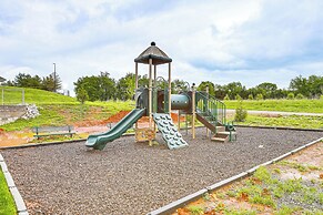 3 Mi to Dtwn Franklin: Family-friendly Townhouse