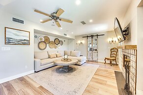 Val Vista Lakes Group Getaway: Lake & Pool Access!