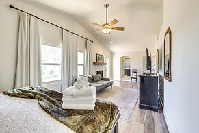 Val Vista Lakes Group Getaway: Lake & Pool Access!