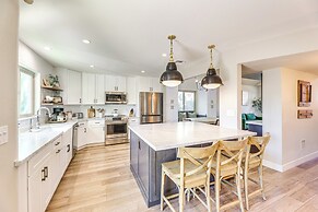 Val Vista Lakes Group Getaway: Lake & Pool Access!