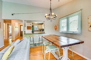 7 Mi to Clemson Stadiums: Lake Keowee Getaway!