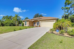 Screened Patio & Canal Views: Home in North Port!