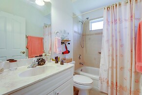 Screened Patio & Canal Views: Home in North Port!