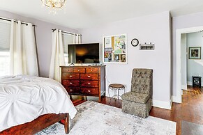 2 Mi to Lsu: Mid City Home w/ Yard & Patio!