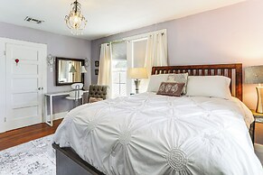 2 Mi to Lsu: Mid City Home w/ Yard & Patio!