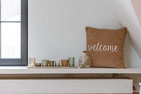 Huswell Modern Apartment in Historic Ghent