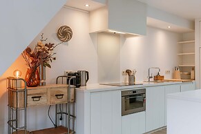Huswell Modern Apartment in Historic Ghent
