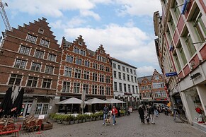 Huswell Modern Apartment in Historic Ghent