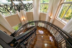 Orchids Palms Luxury Villa Pool Chef Hot Tub Airport Pickup