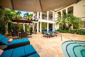 Orchids Palms Luxury Villa Pool Chef Hot Tub Airport Pickup