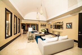 Orchids Palms Luxury Villa Pool Chef Hot Tub Airport Pickup