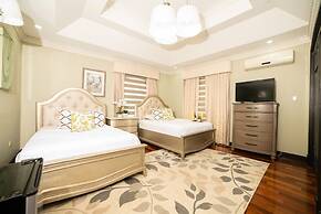 Orchids Palms Luxury Villa Pool Chef Hot Tub Airport Pickup