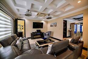 Orchids Palms Luxury Villa Pool Chef Hot Tub Airport Pickup