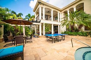 Orchids Palms Luxury Villa Pool Chef Hot Tub Airport Pickup