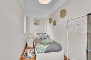 Cozy 2 Bedroom Cottage