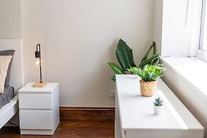 Cozy 2 Bedroom Cottage