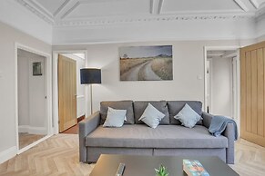 Cozy 2 Bedroom Cottage