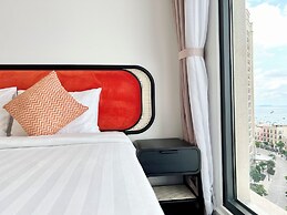 Nice Seaview-Kiss bridge-Firework-Sunset