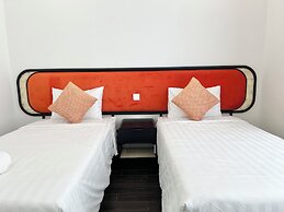 Nice Seaview-Kiss bridge-Firework-Sunset