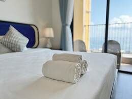 Nice Seaview-Kiss bridge-Firework-Sunset