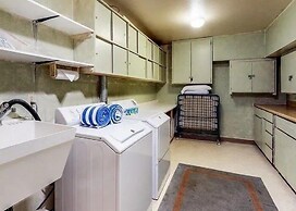 838 Placer Avenue 4 Bedroom Home