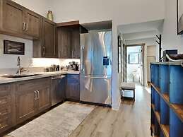 1849 Condos 642 3 Bedroom Home