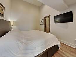 1849 Condos 642 3 Bedroom Home