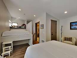 1849 Condos 642 3 Bedroom Home