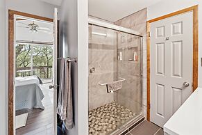 Charming Porter House In The Heart Of The Poconos 4 Bedroom Chalet