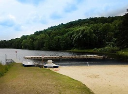 Charming Porter House In The Heart Of The Poconos 4 Bedroom Chalet