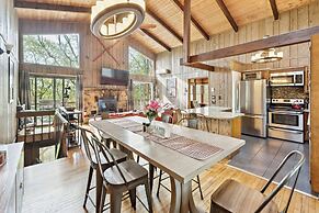 Charming Porter House In The Heart Of The Poconos 4 Bedroom Chalet