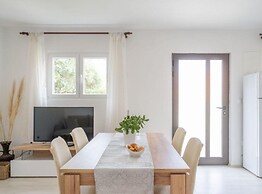 Holiday Home Seafront Oleandar