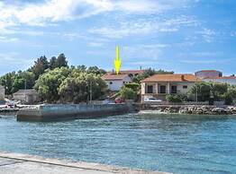 Holiday Home Seafront Oleandar