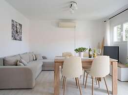 Holiday Home Seafront Oleandar