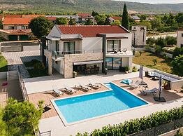 Villa Felicity B4