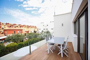 Marina A8 With 3 Bedrooms and 2 Bathrooms