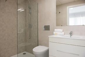 Marina A8 With 3 Bedrooms and 2 Bathrooms