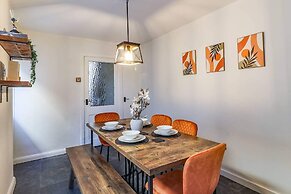 Cardiff Gem on Topaz Street - 4 Bedroom House