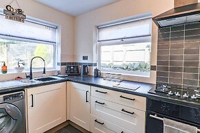 Cardiff Gem on Topaz Street - 4 Bedroom House