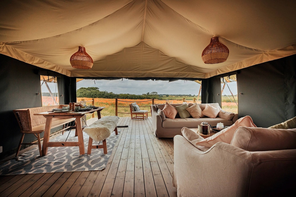 Safari Tent in Stiffkey Valley With Fire Pit