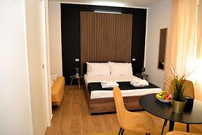 BlackWoody Contemporary Rooms - Napoli Centro Storico
