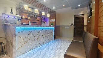 Hotel Ashraya International