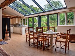 Villa in Pollenca With Sea Views & Pool