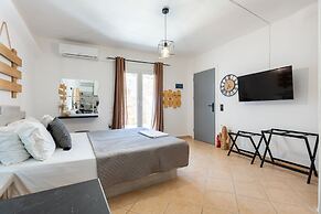 Thiramna Apts, Kythnos